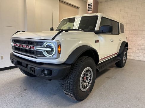 New 2026 Ford Bronco Outer Banks AWD/4WD image 14