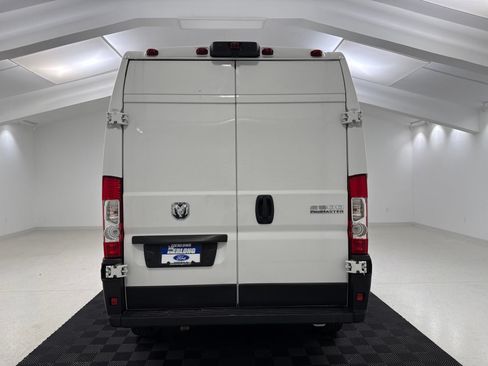 Used 2023 RAM ProMaster 2500 FWD image 7