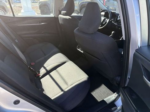 Used 2025 Toyota Camry LE image 29