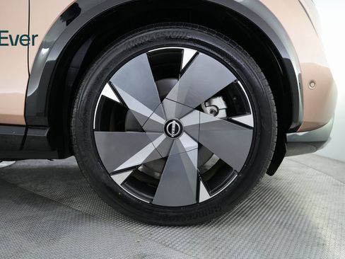 Used 2023 Nissan Ariya PLATINUM+ e-4ORCE image 17