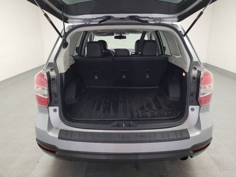 Used 2016 Subaru Forester 2.5i Touring AWD/4WD image 29