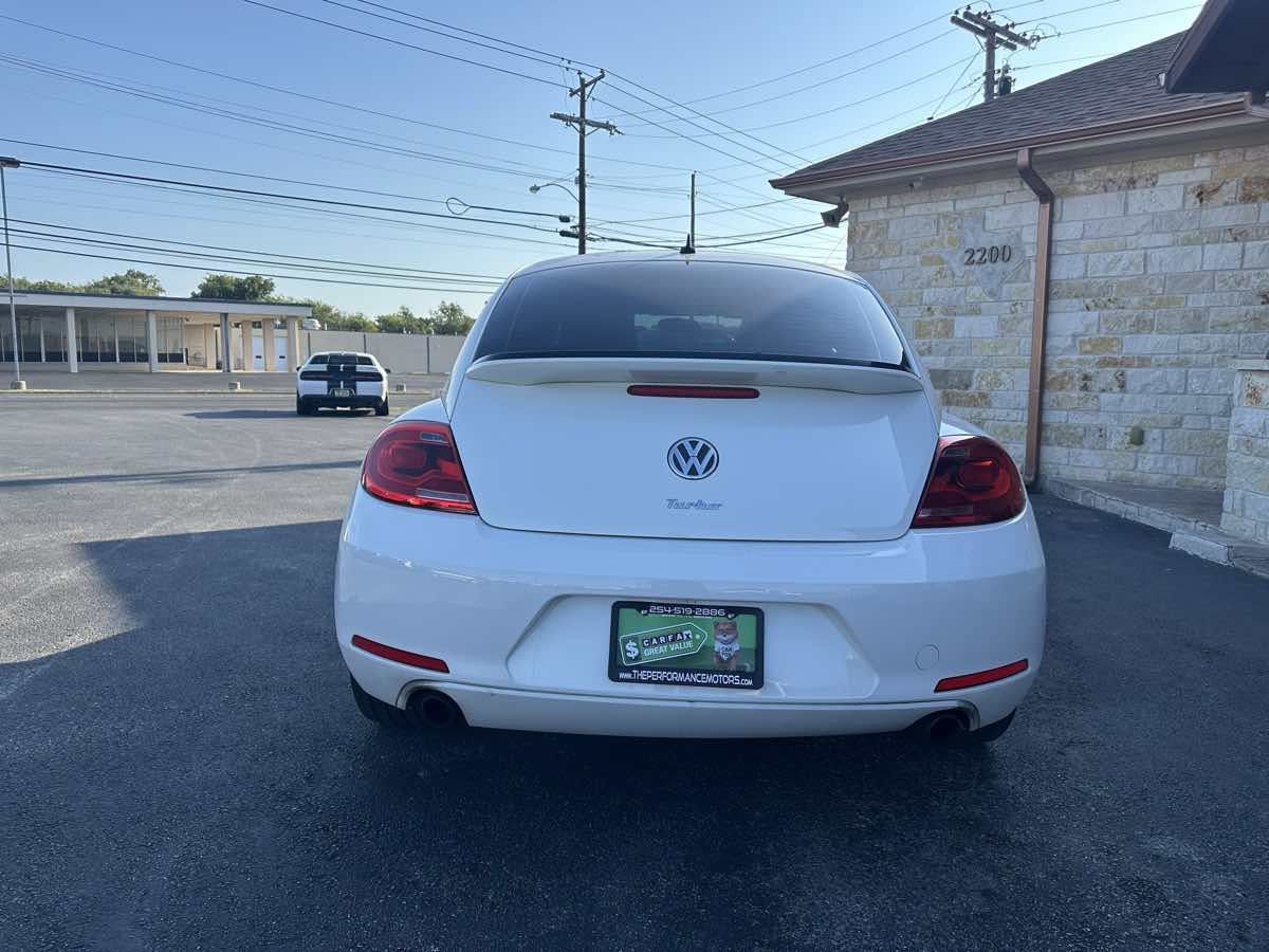 Used 2012 Volkswagen Beetle Turbo FWD image 4
