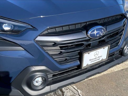 Used 2025 Subaru Outback Premium AWD/4WD image 30