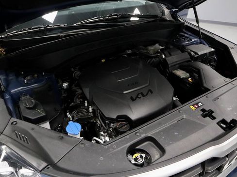 Used 2025 Kia Telluride S image 17