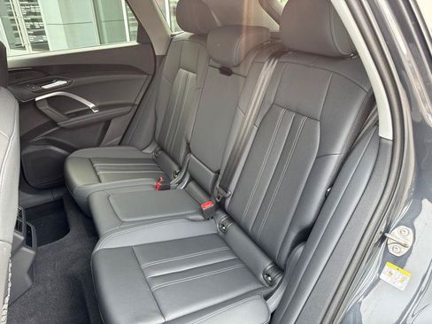 Certified 2025 Audi Q5 Premium w/ Convenience Package AWD/4WD image 22