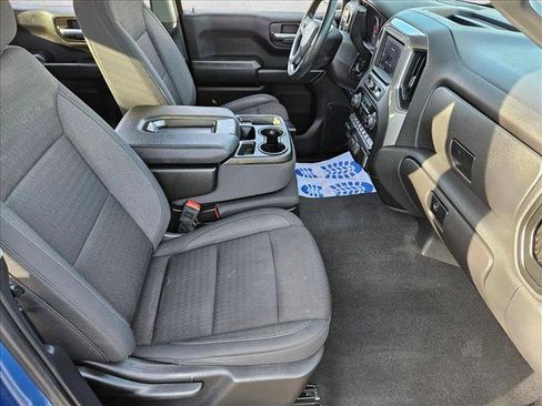 Used 2024 Chevrolet Silverado 1500 Custom image 18