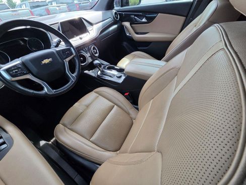 Used 2020 Chevrolet Blazer Premier w/ Driver Confidence II Package FWD image 8