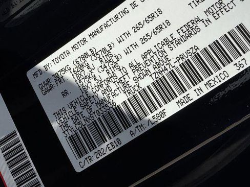 Certified 2025 Toyota Tacoma Limited AWD/4WD image 29