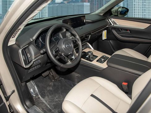 New 2026 MAZDA CX-90 3.3 Turbo w/ Preferred Package image 5