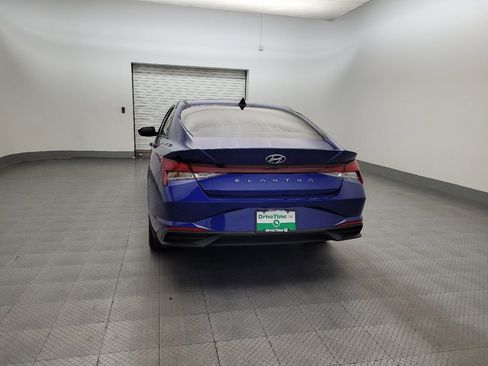 Used 2021 Hyundai Elantra SEL FWD image 6