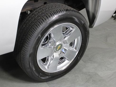 Used 2010 Chevrolet Silverado 1500 LT w/ Regional Value Package image 10