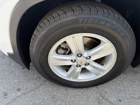 Used 2019 Chevrolet Trax LT w/ LT Convenience Package FWD image 7