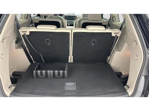 Used 2023 Volkswagen Atlas SEL AWD/4WD image 29