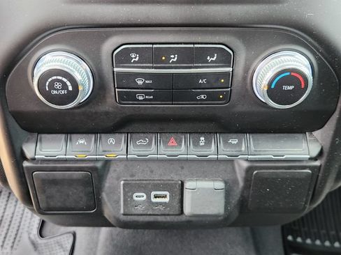 Used 2023 GMC Sierra 1500 Pro w/ Pro Value Package RWD image 18