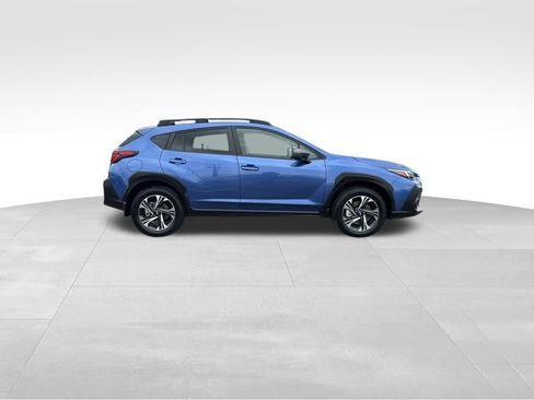 Certified 2025 Subaru Crosstrek 2.0i Premium image 9
