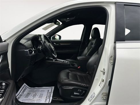 Used 2021 MAZDA CX-5 Signature image 9