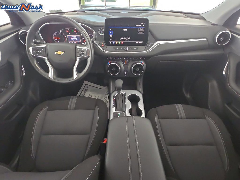 Certified 2026 Chevrolet Blazer LT FWD image 25