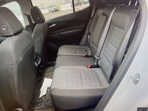 Used 2022 Chevrolet Equinox LT AWD/4WD image 7