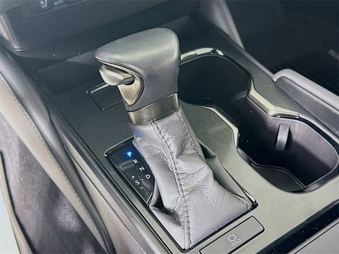 Used 2025 Lexus ES 350 Ultra Luxury image 19