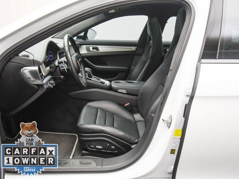 Used 2022 Porsche Panamera Platinum Edition image 19