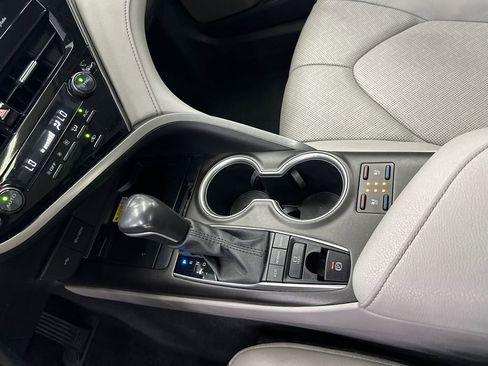 Used 2024 Toyota Camry XLE w/ Navigation Package AWD/4WD image 30