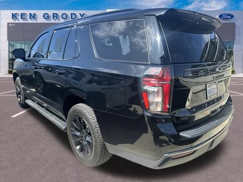 Used 2022 Chevrolet Tahoe Z71 w/ Luxury Package AWD/4WD image 5