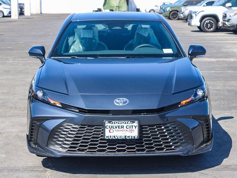 New 2026 Toyota Camry SE FWD image 2