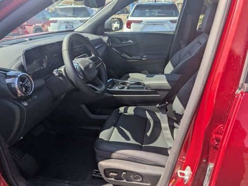 New 2026 Chevrolet Equinox LT w/ Convenience Package II image 12