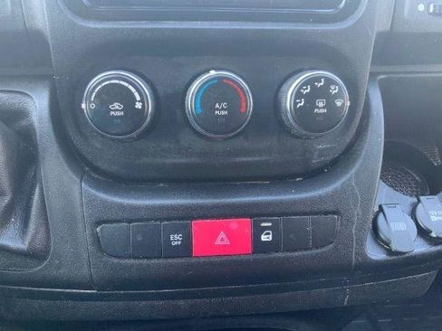 Used 2018 RAM ProMaster 1500 w/ Interior Convenience Group image 21