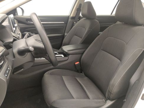 Used 2023 Nissan Altima 2.5 SV image 17