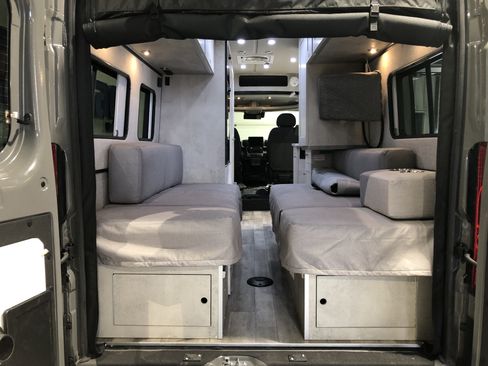 New 2024 RAM ProMaster 3500 w/ Quick Order Package 22H SLT+ FWD image 24