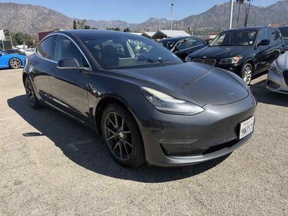 Used 2018 Tesla Model 3 Mid Range