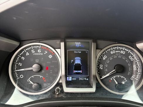 Used 2023 Toyota Tacoma SR5 w/ Technology Package AWD/4WD image 7