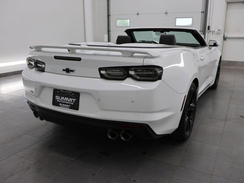 Used 2019 Chevrolet Camaro SS RWD image 50