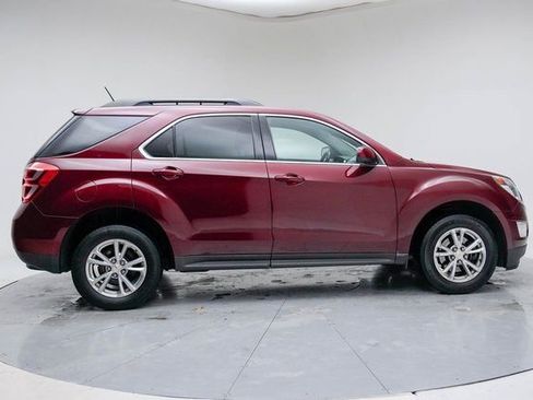 Used 2017 Chevrolet Equinox LT w/ Convenience Package image 8