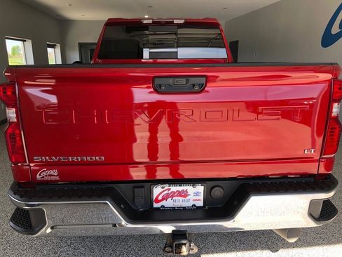 Used 2022 Chevrolet Silverado 3500 LT w/ Convenience Package AWD/4WD image 3