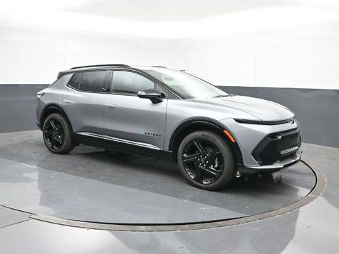 New 2026 Chevrolet Equinox EV RS image 7