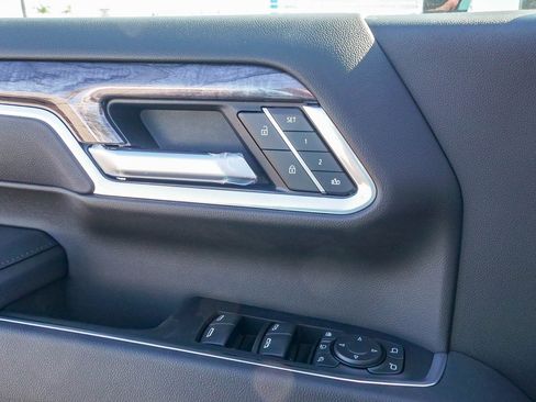 New 2026 Chevrolet Silverado 3500 LTZ w/ LTZ Premium Package image 20