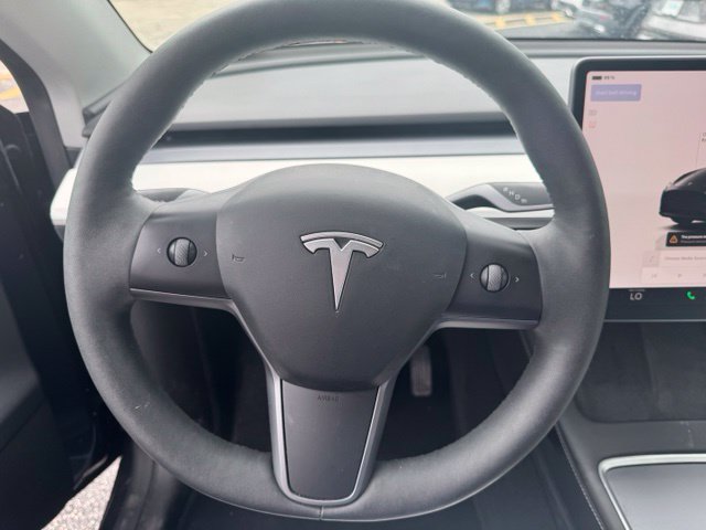 Used 2023 Tesla Model Y Long Range AWD/4WD image 17