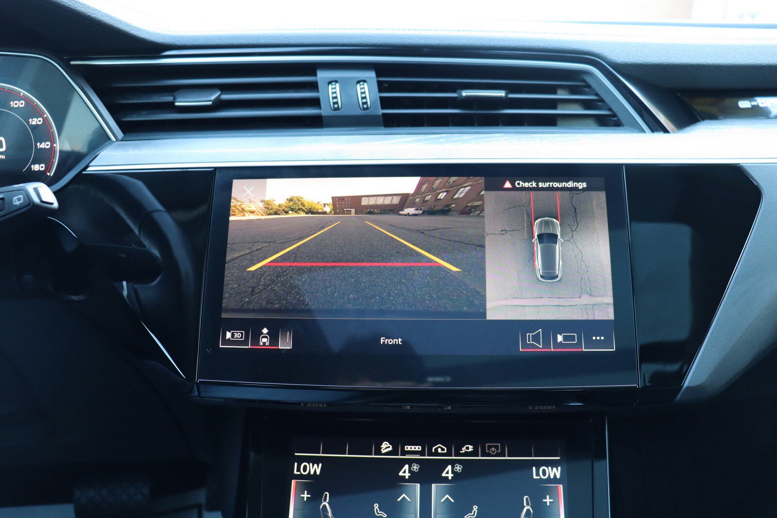 Used 2024 Audi Q8 e-tron Premium Plus AWD/4WD image 25