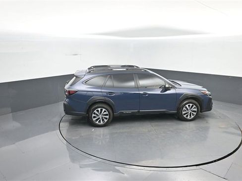 Used 2025 Subaru Outback w/ Popular Package #1A image 30