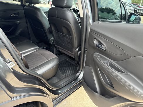 Used 2018 Buick Encore Preferred FWD image 13