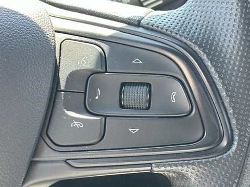 Used 2025 Buick Envista Preferred FWD image 20
