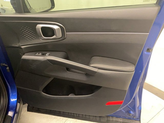 Used 2023 Kia Sorento S w/ Panoramic Sunroof Package FWD image 27