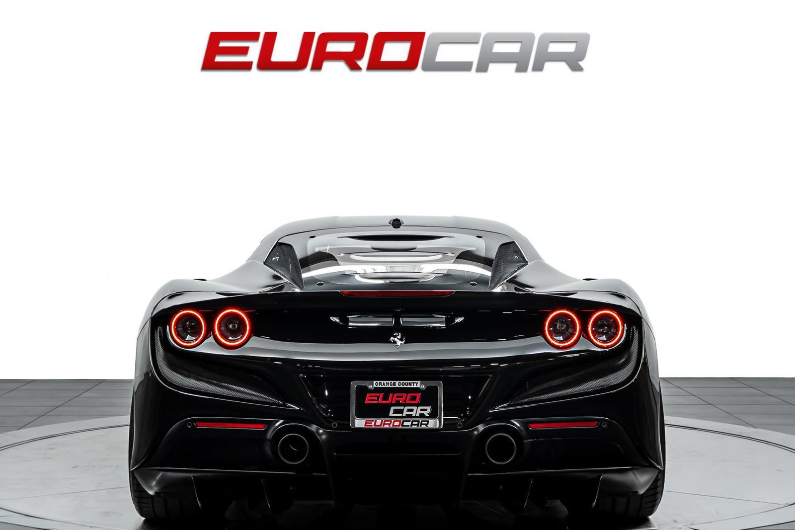 Used 2021 Ferrari F8 Tributo RWD image 4