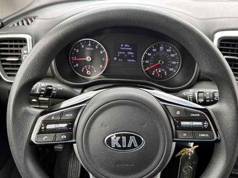 Used 2020 Kia Sportage LX image 19