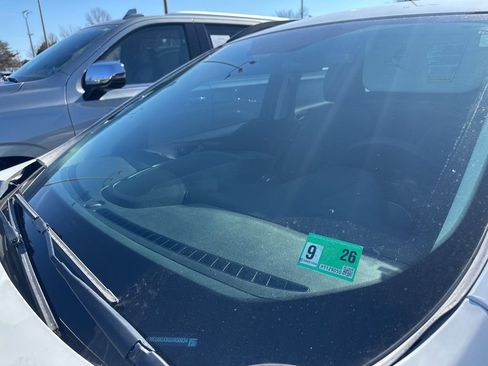 Used 2016 Ford Escape SE w/ Equipment Group 201A image 7