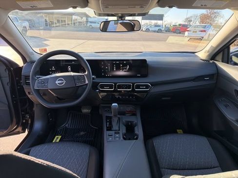 Used 2026 Nissan Sentra SV w/ Floor Mat Package FWD image 19