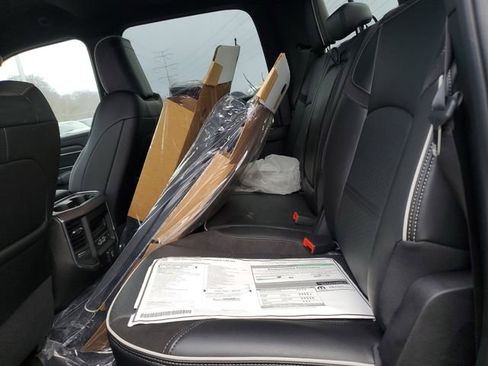 New 2026 RAM 1500 4x4 Crew Cab image 16