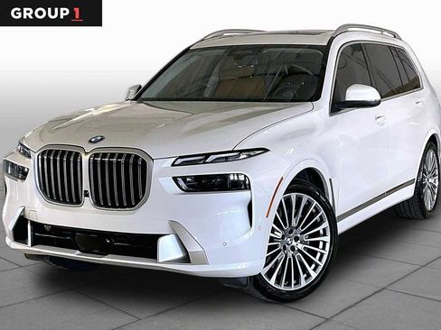 Used 2026 BMW X7 xDrive40i AWD/4WD image 1